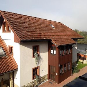 River Side Holiday Home Near Besenova Ivachnová Exterior photo