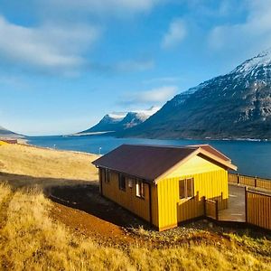 兰戈希尔德小屋及热水浴池度假屋 Seyðisfjörður Exterior photo