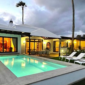 Villa Vista Del Mar - Oceanfront Luxury With Private Pool 科斯塔特吉塞 Exterior photo