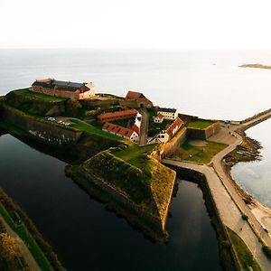 瓦尔贝里Faestningens住宿加早餐旅馆 Exterior photo