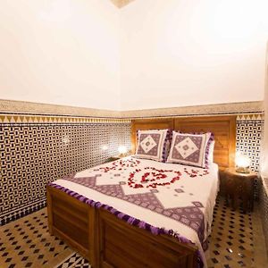 Room In Guest Room - Charming Riad Ouliya 非斯 Exterior photo