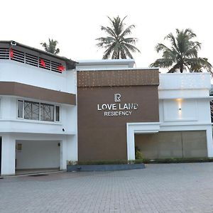 Kochi Loveland Residency酒店 Exterior photo