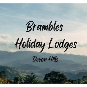 Brambles Holiday Lodges 佩恩顿 Exterior photo