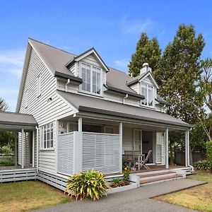 A Sandy Jandal - Russell Holiday Home Exterior photo