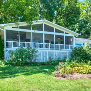 Cameron Lakeside Lake Junaluska Exterior photo