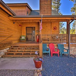 Show Low Family Cabin Bbq, Deck And Fireplace Exterior photo
