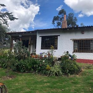 Finca El Pedregal 瓜塔维塔 Exterior photo