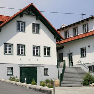 Ferienwohnung Weingut Rennhofer 德普因-艾森伯格 Exterior photo