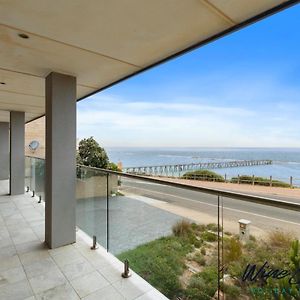 35 Degrees South By Wine Coast Holiday Rentals - Escape To The Fabulous 35 Degrees South By Wine Coast Holiday Rentals. Port Noarlunga Exterior photo