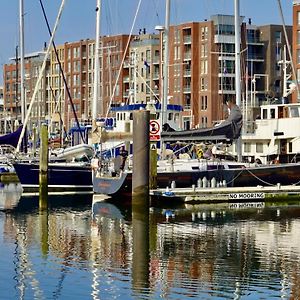 Bizstay Harbour III Scheveningen Apartments 海牙 Exterior photo