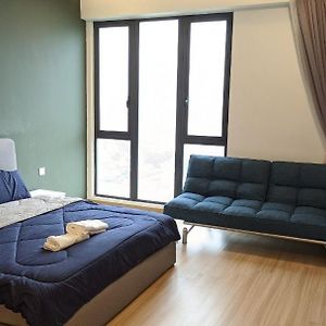 Jazz 313 Cosy 2-Bedroom Suite With Pool & Seaview Bagan Jermal Exterior photo