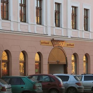 中央公园酒店 Spišská Nová Ves Exterior photo