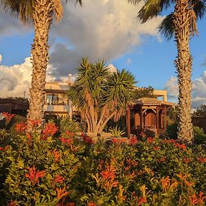 Villa Pontus - Stunning Views & Privacy In Beautiful Garden With Pool & Hot Tub 库克里亚 Exterior photo