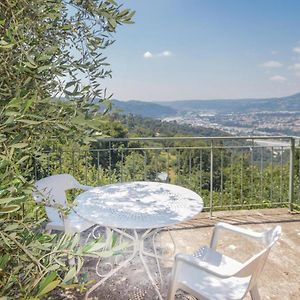 Lovely Apartment In Castagniers With Kitchen Porcio Exterior photo