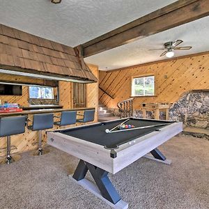 Luxe Escape With Decks, Mtn Views, Game Room! Frazier Park Exterior photo