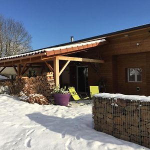 Lama-Gite-Des-Puys Chalet Ecologique A 30Km Des Pistes, Visite Aux Lamas Charge Ve Montaigut-le-Blanc  Exterior photo