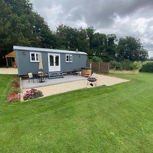 The Bibury - Westwell Downs Shepherd Huts 牛津 Exterior photo