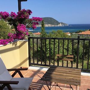 Kitty'S House,Country,Olive Grove,Private,Quiet,Views ,1 Km To Skopelos ,Sleeps 5 Exterior photo