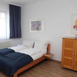 Ferienwohnung In Der Fussgangerzone Zentral - Studio Apartment 艾森斯塔特 Exterior photo