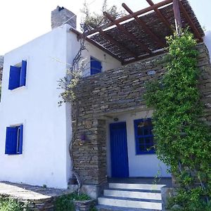 Traditional Village House On Kea Milopótamos Exterior photo