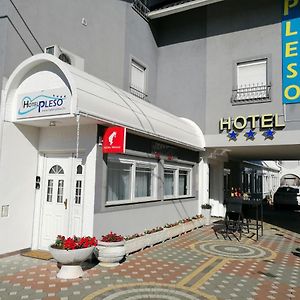 Hotel Garny Pleso 大戈里察 Exterior photo