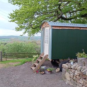 Rhodes To Serenity - Waterfall Shepherds Hut Cauldon Exterior photo