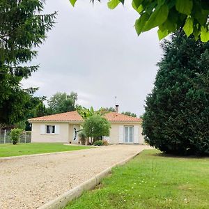 Saint-Genes-de-FronsacMaison Familiale Avec Jardin De 1500M2别墅 Exterior photo