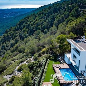Stunning Views To Sea From Modern Villa El Mirador Near Sitges 卡涅利亚斯 Exterior photo