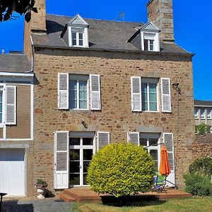 Awesome Home In Avranches With Sauna Exterior photo