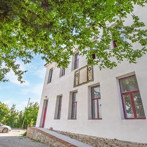 Gorgeous Apartment In Monselice With Kitchenette Exterior photo