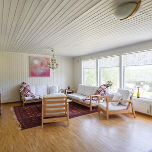 Awesome Home In Hjlteby With Wifi Hjälteby Exterior photo