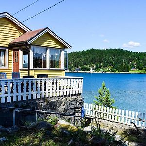 Nice Home In Nordre Frogn With Kitchen Brevik  Exterior photo