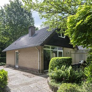 穆克Atmospheric House With A Fireplace In A Holiday Park In The Woods别墅 Exterior photo