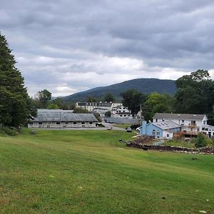 Glenwood Inn & Conference Center 特拉华沃特加普 Exterior photo