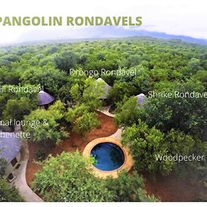Pangolin Rondavels - Shikwari Nature Reserve 侯斯普瑞特 Exterior photo
