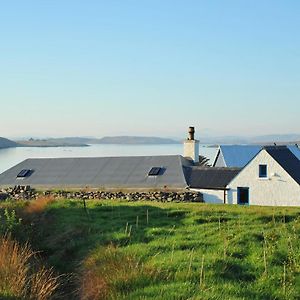 Tigh Bhisa Blackhouse Tolsta Chaolais Exterior photo