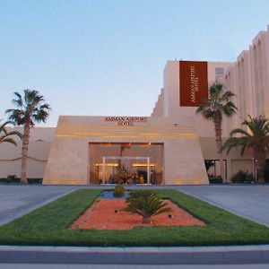 安曼机场酒店 Al Qastal Exterior photo