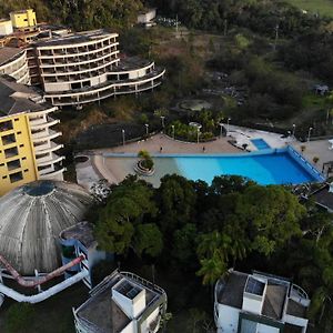 Casa De Campo Em Resort Com Banheiras Agua Termal 圣阿马鲁-达因佩拉特里斯 Exterior photo