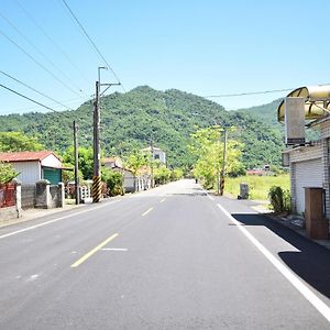 望峰息心民宿 Mei-nung Exterior photo