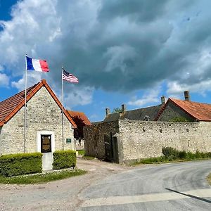 Saint-Come-du-MontLa Ferme Delaunay住宿加早餐旅馆 Exterior photo