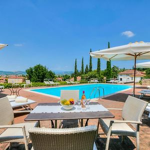 Villa Faccioli Magnolia And Oleandro With Shared Pool - Happy Rentals 卡洛诺拉阿克里 Exterior photo