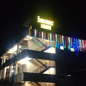 Mungaru Homestay, Talaguppa 萨格尔 Exterior photo