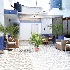 Maplewood Guest House, Neeti Bagh, New Delhiit Is A Boutiqu Guest House - Room 3 Exterior photo