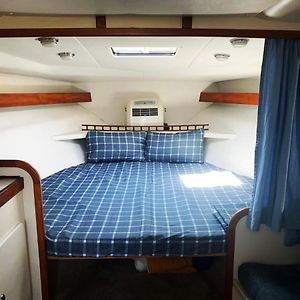 Cozy Private Two Rooms Yacht In Barcelona - Boat In Port Forum 圣阿德里安-德贝索斯 Exterior photo