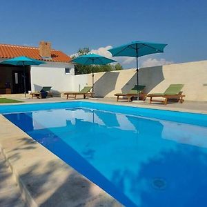 Holiday Home Mary With Pool Rupalj Exterior photo
