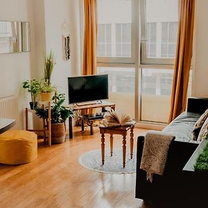 Lovely Bohemian Apartment In Heart Of City Life 格拉斯哥 Exterior photo