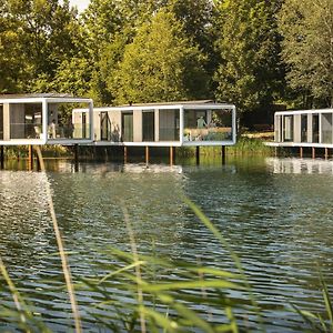 Beautiful Holiday Home Above The Water, In A Holiday Park In Limburg Maasbree Exterior photo