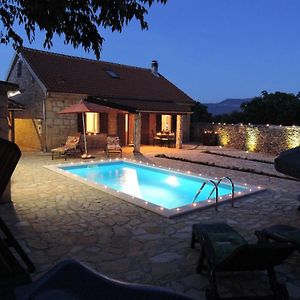 ValidziciFamily Friendly House With A Swimming Pool Gluici, Krka - 11337别墅 Exterior photo