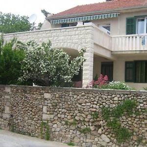 Apartments With A Parking Space Bol, Brac - 14124 Exterior photo