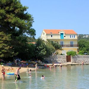 Family Friendly Seaside Apartments Kraj, Pasman - 699 特孔 Exterior photo